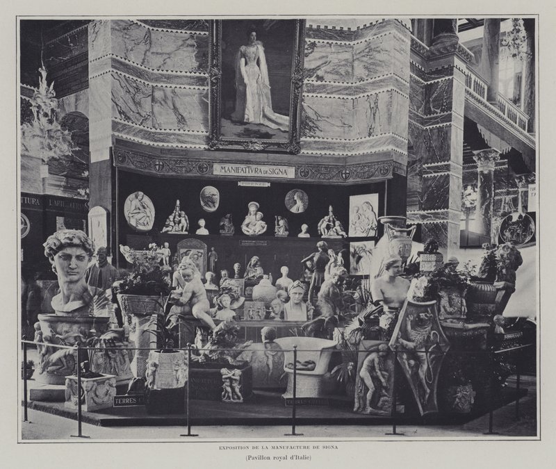 Udstilling af varer fra Signa-fabrikken, Firenze, i den italienske pavillon på Exposition Universelle 1900, Paris (s/h-foto) af French Photographer