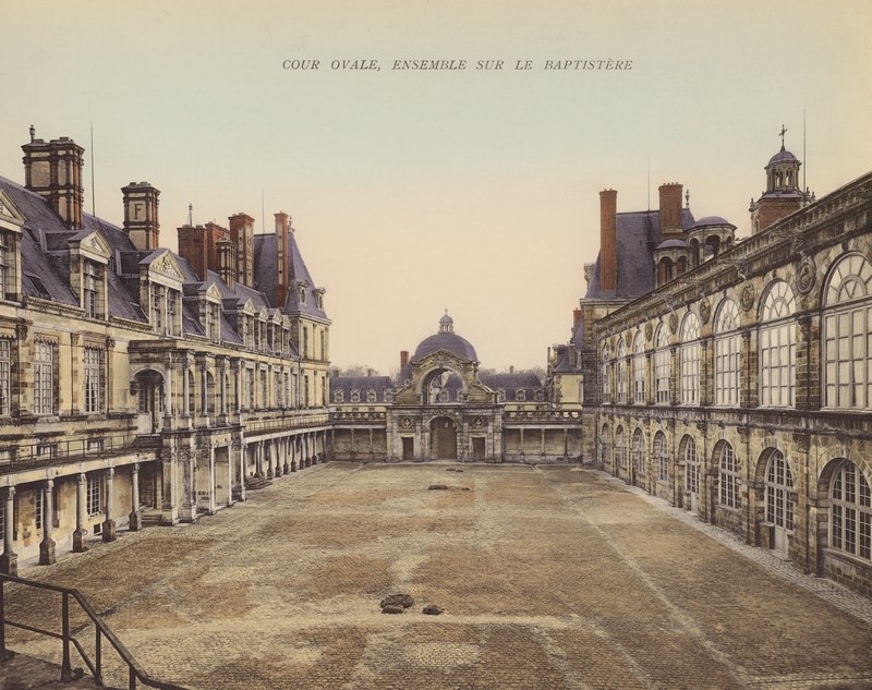 Fontainebleau: Cour Ovale, Ensemble på dåbskapellet (farvefoto) af French Photographer
