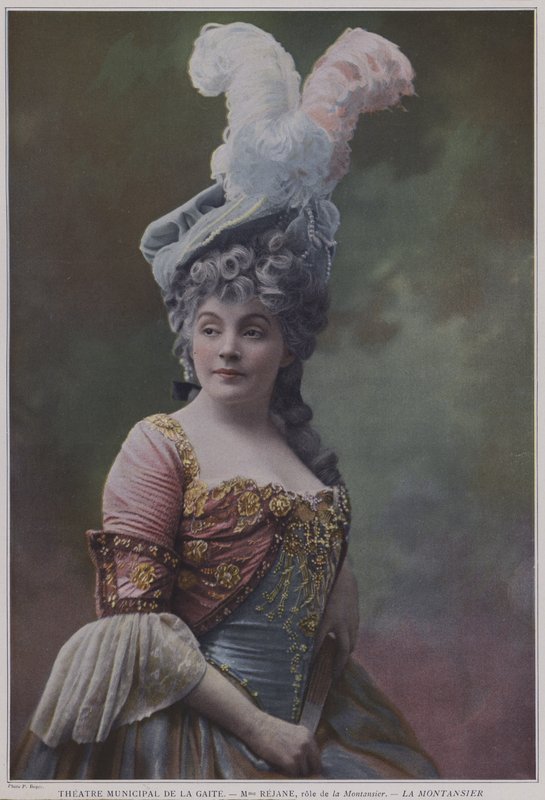 Gabrielle Rejane i titelrollen i La Montansier (farvet foto) af French Photographer