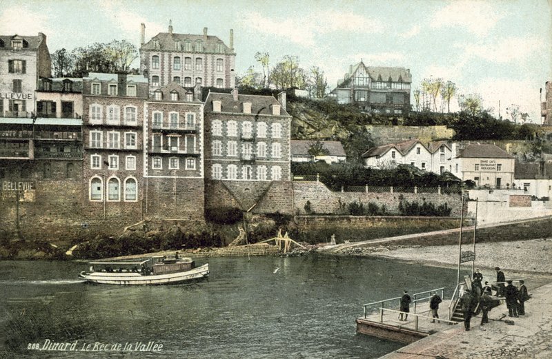 Harbour, Dinard (farvefoto) af French Photographer