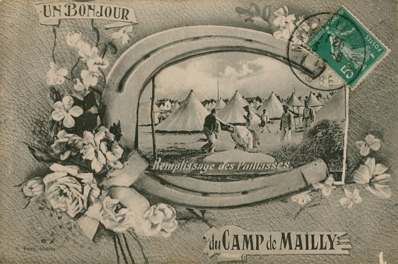 Hej fra Camp de Mailly - fyldning af halmmadrasser. Postkort sendt i 1913. af French Photographer