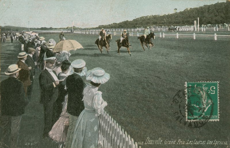 Hestevæddeløb i Deauville. Postkort sendt i 1913. af French Photographer