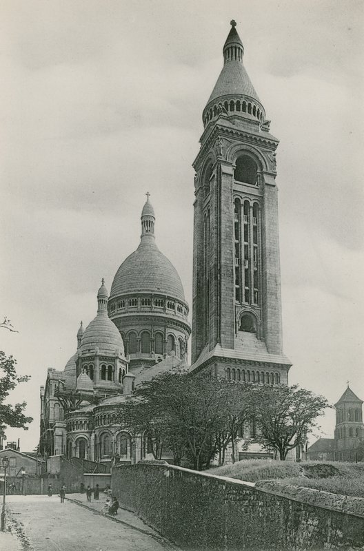 La Basilique du Sacre-Coeur, Campanile, Basilica of Sacre-Coeur og Campanile (fotogravering) af French Photographer