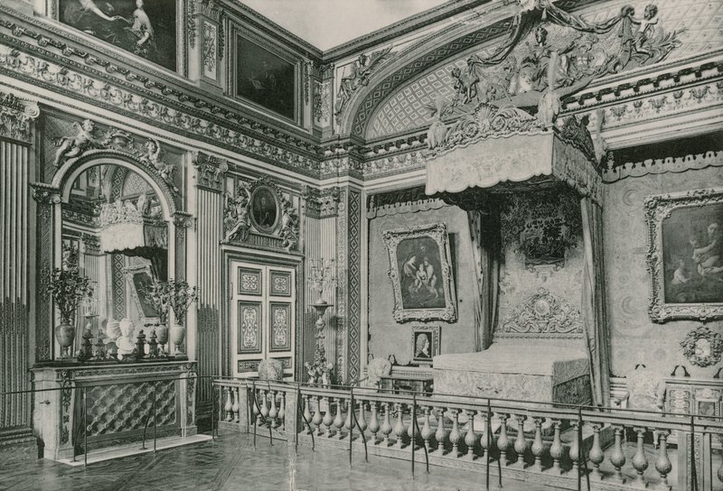 La Chambre a coucher de Louis XIV, Louis XIV