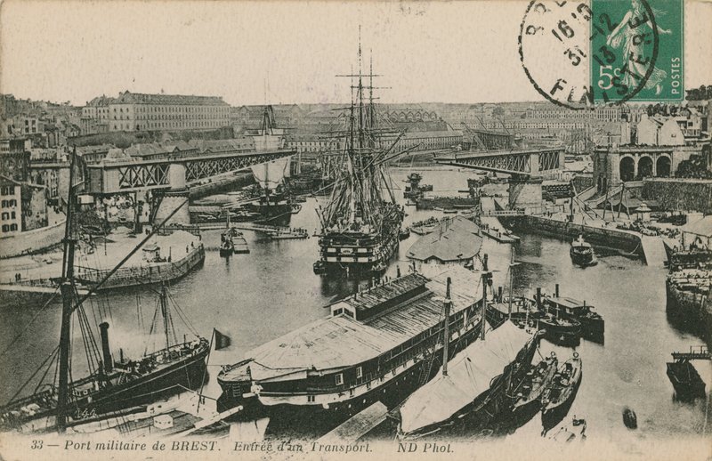 Militærhavn i Brest, Frankrig. Postkort sendt i 1913. af French Photographer