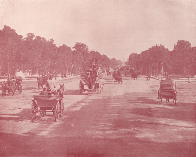 Paris: Avenue Champs Elysees (s/h foto) af French Photographer