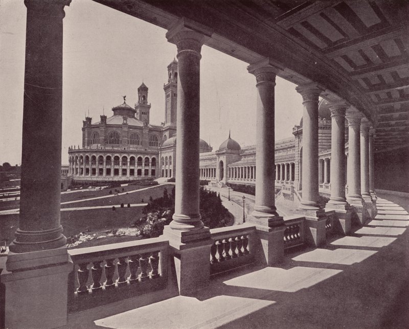 Paris: Circular Gallery of the Trocadero Palace (s/h-foto) af French Photographer