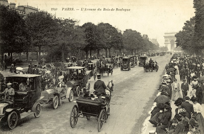 Paris, Avenue Du Bois De Boulogne af French Photographer