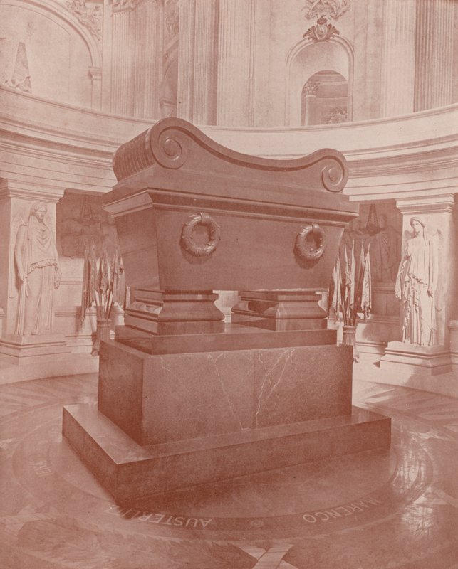Paris: Sarkofag og Napoleons grav (s/h foto) af French Photographer