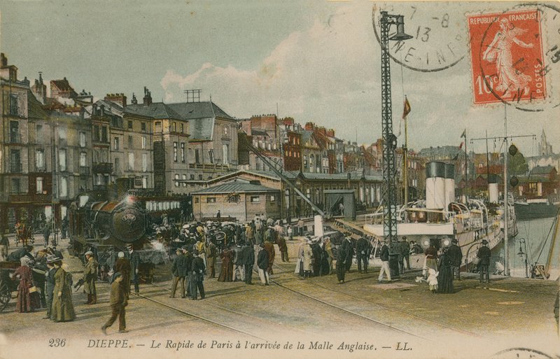 Paris eksprestog på havnefronten ved Dieppe. Postkort sendt i 1913. af French Photographer