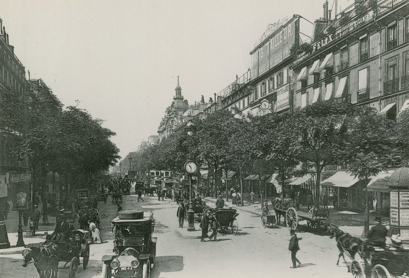 Perspektiv af Boulevard des Italiens, Boulevard of the Italians (fotogravering) af French Photographer
