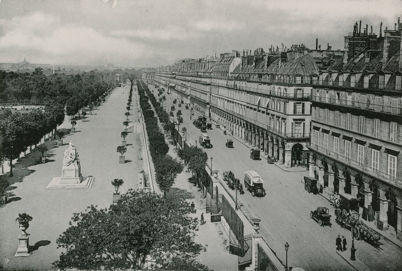 Perspective du Jardin des Tuileries et la Rue de Rivoli, Perspektive på Tuileriernes have med Street Rivoli (fotogravering) af French Photographer
