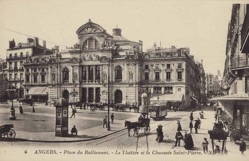 Place du Ralliement, teatret og Chaussee Saint-Pierre, Angers, Frankrig af French Photographer