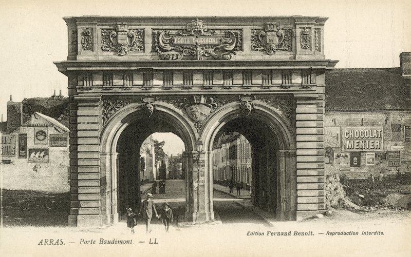 Baudimont Gate, Arras (s/h foto) af French Photographer