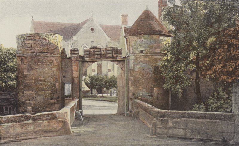 Saint-Jean-aux-Bois, indgang til klosteret (Foret de Compiegne) af French Photographer