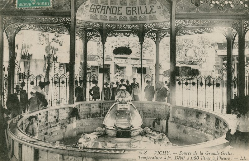 Kilde til Grand Grille foråret i Vichy. Postkort sendt i 1913. af French Photographer