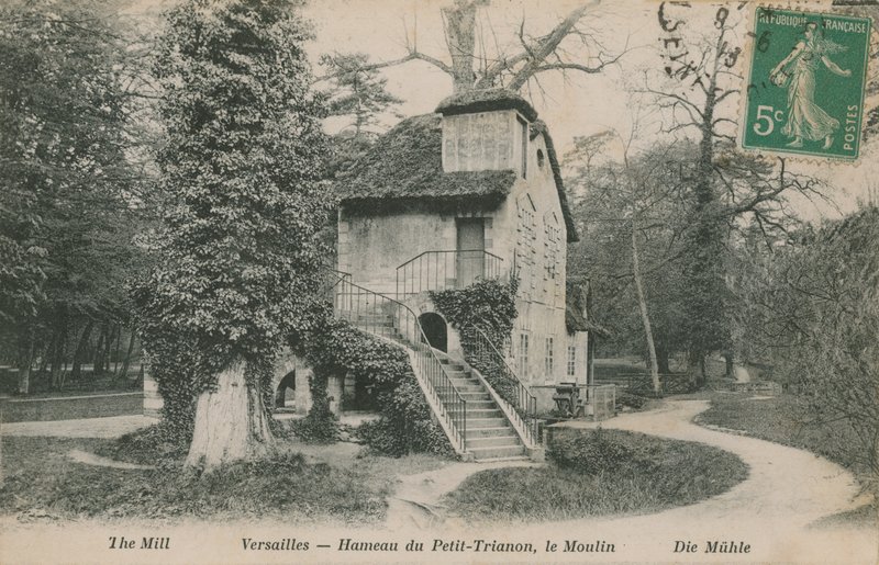 Møllen ved Hameau de la reine, et rustikt tilflugtssted bygget til Marie Antoinette i parken ved Chateau de Versailles nær Petit Trianon. Postkort sendt i 1913. af French Photographer