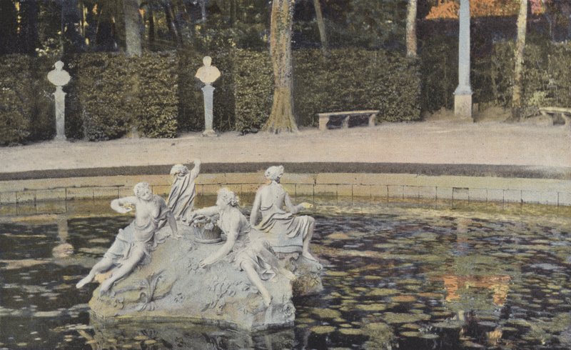 Trianon, Nymfernes Springvand af French Photographer