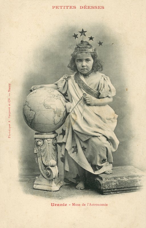 Uranie, astronomimuse (s/h foto) af French Photographer