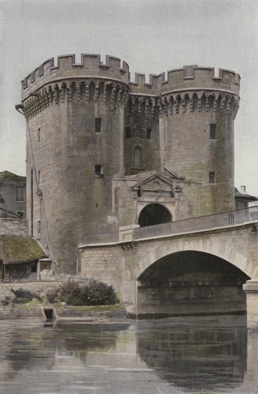 Verdun, Porte Chaussee (flodsiden) af French Photographer