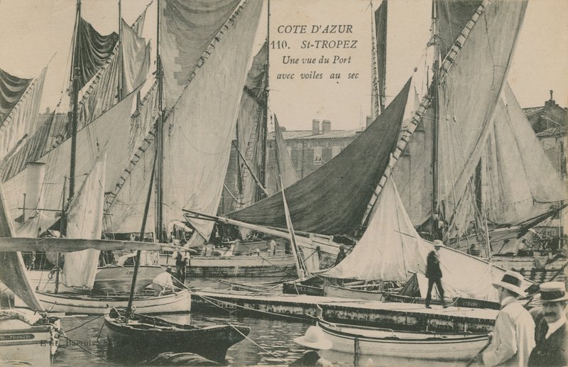 Udsigt over havnen med sejlbåde, St Tropez, Cote dAzur. Postkort sendt i 1913. af French Photographer