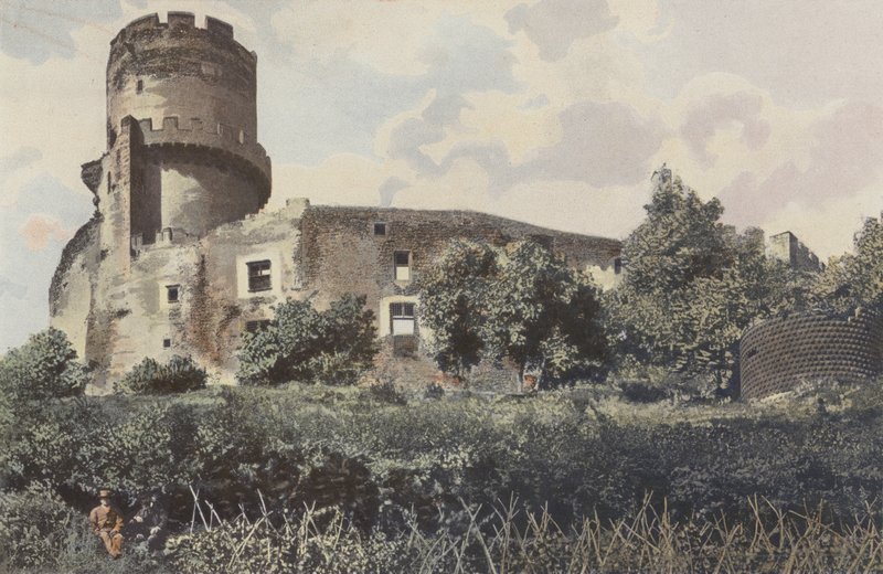 Volvic, Tidligere Chateau de Tournoel, Oversigt af French Photographer