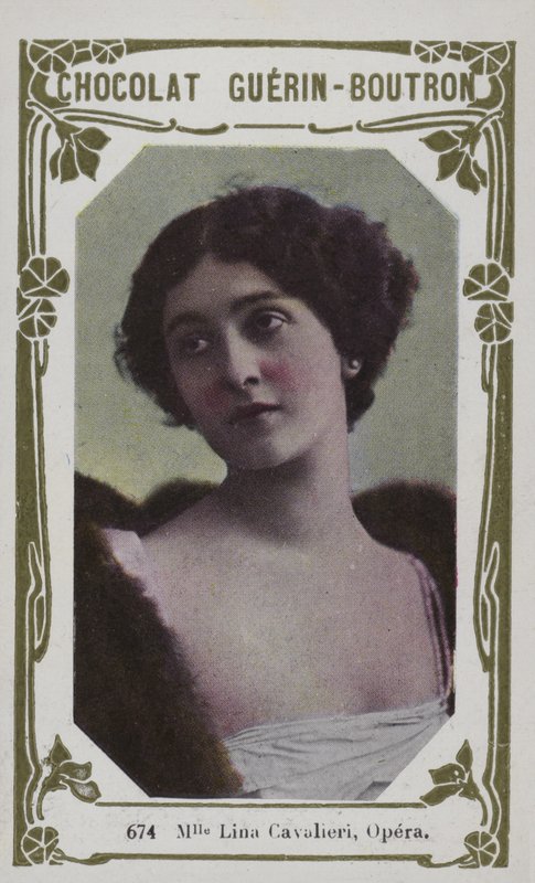 Mademoiselle Lina Cavalieri, Opera (farvet foto) af French School