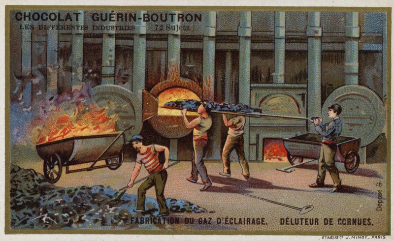 Fremstilling af gas til belysning. Fjernelse af koks fra retorterne (chromolitho) af French School