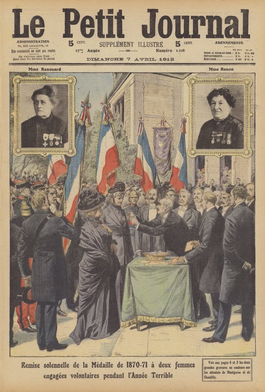 Højtidelig præsentation af den fransk-preussiske krigsmedalje til to franske kvindelige frivillige fra Annee (farve litho) af French School