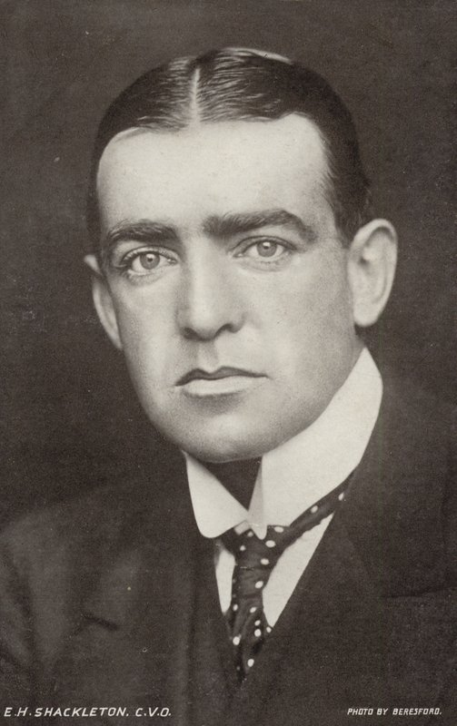 Ernest Shackleton (1874-1922), britisk antarktisk opdagelsesrejsende (s/h-foto) af George Charles Beresford