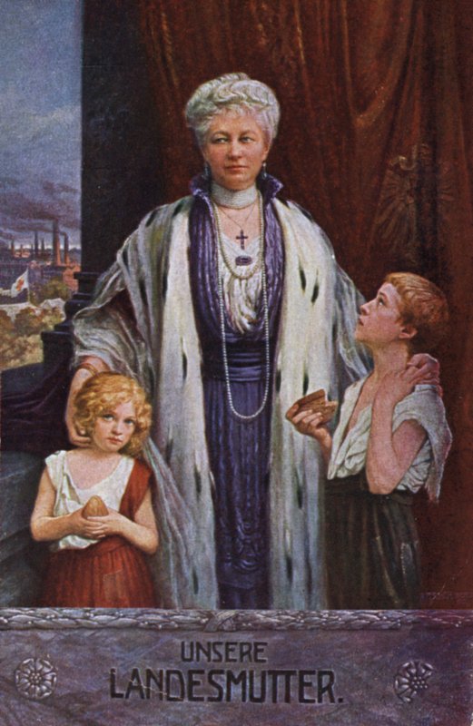 Kejserinde Augusta Victoria af Tyskland, nationens moder (farvelitografi) af German School