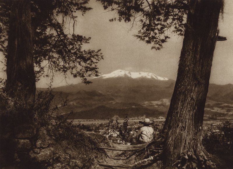 Mexico: Amecameca med Iztaccihuatl (s/h-foto) af Hugo Brehme