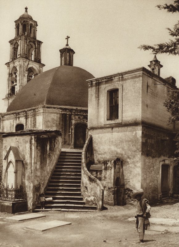 Mexico: Kapel på det hellige bjerg, Amecameca (s/h-foto) af Hugo Brehme