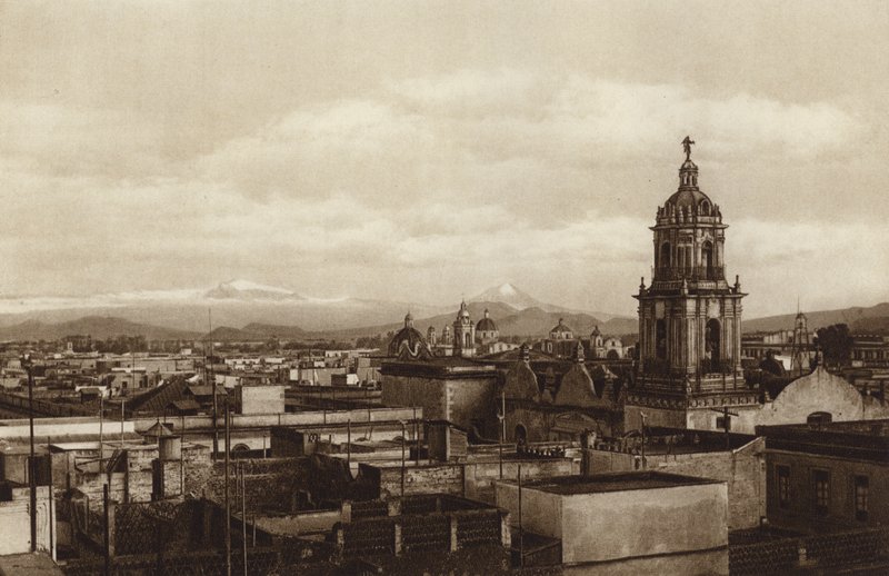 Mexico: Hovedstaden Mejico, delvis udsigt mod øst (s/h-foto) af Hugo Brehme