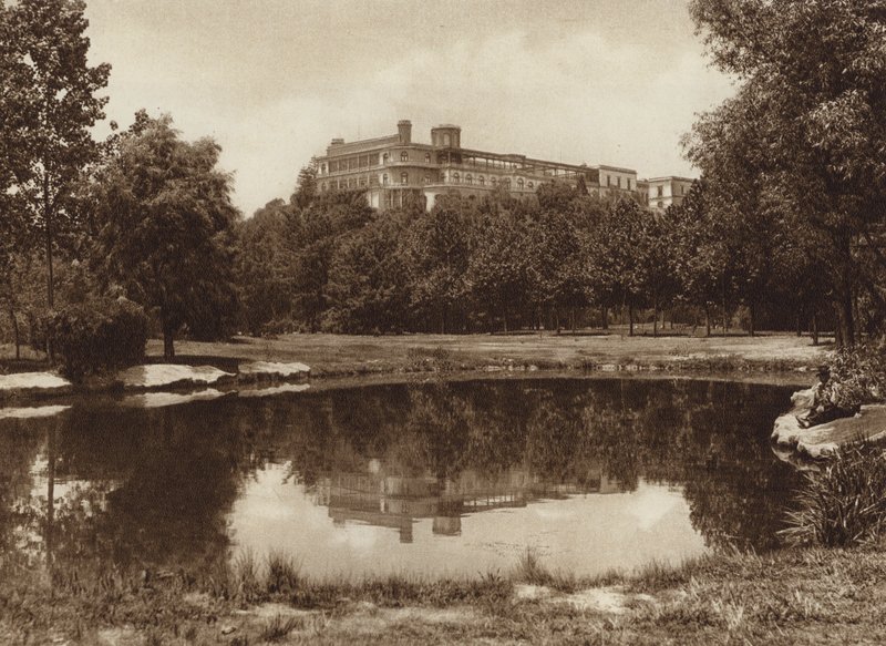Mexico: Castillo Chapultepec (s/h-foto) af Hugo Brehme