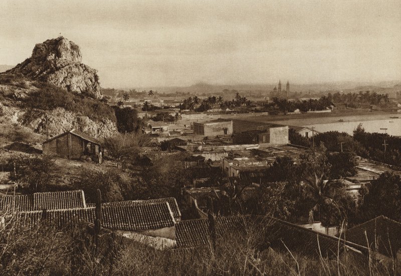 Mexico: Havnen i Mazatlan (s/h-foto) af Hugo Brehme