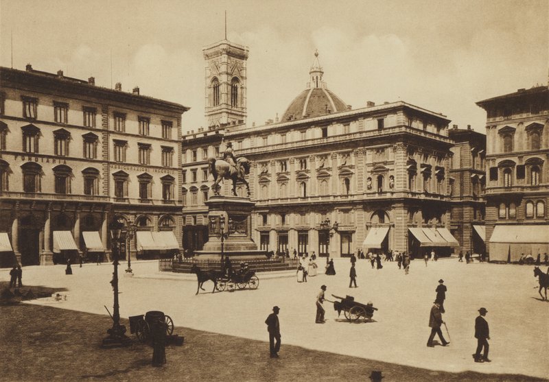 Firenze / Firenze: Piazza Vittorio Emanuele (s/h foto) af Italian Photographer