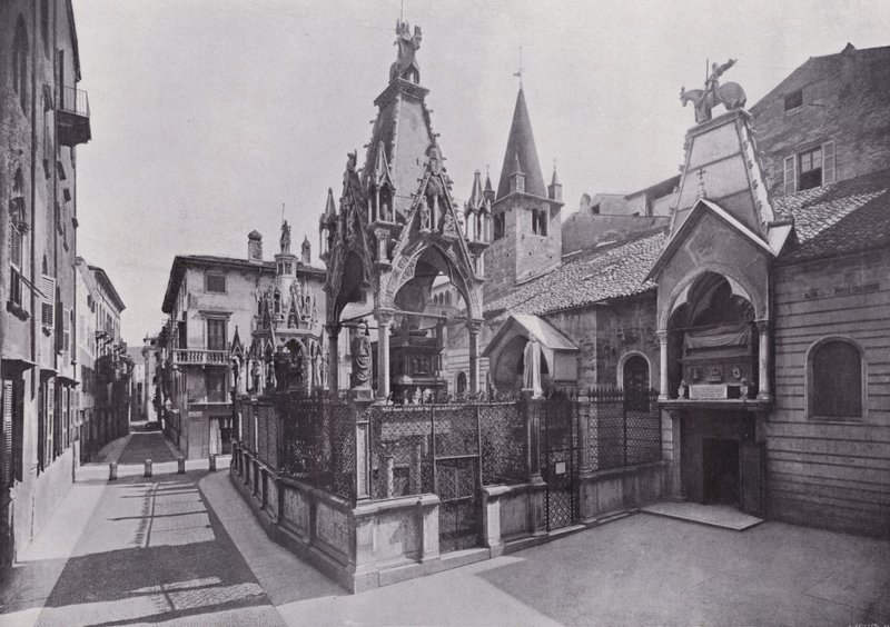 Italien: Verona, Scaligers grav (s/h foto) af Italian Photographer