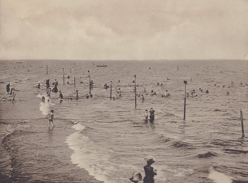 Lido, Bagni Di Mare (s/h foto) af Italian Photographer