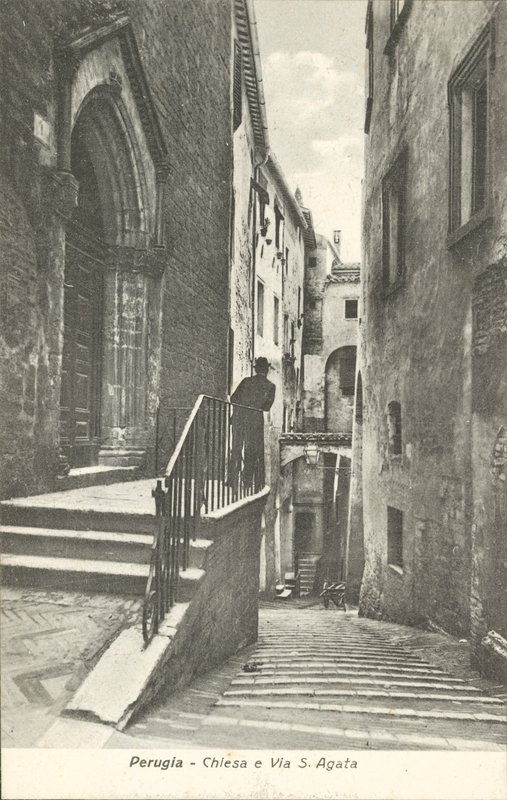 Perugia: Kirke og Via S. Agata (s/h-foto) af Italian Photographer