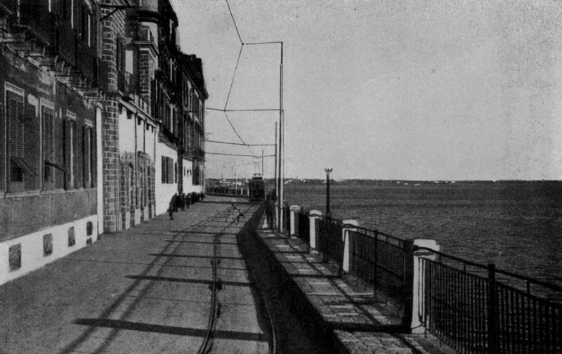 Taranto, Corso Vittorio Emanuele (s/h foto) af Italian Photographer