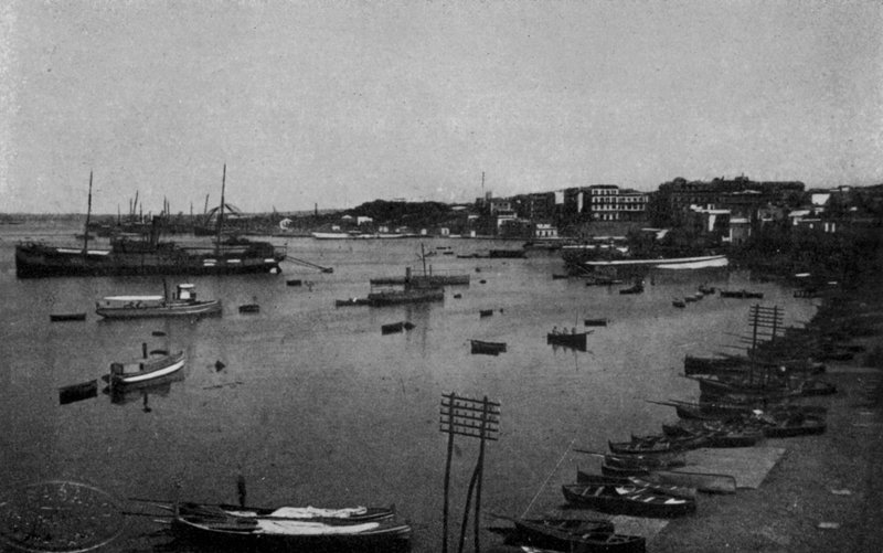 Taranto, General Panorama og lille hav (s/h foto) af Italian Photographer