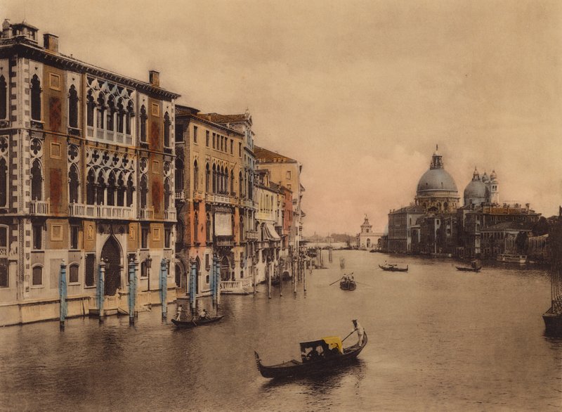 Venezia / Venedig: Canal Grande og Salute-kirken (foto i farver) af Italian Photographer