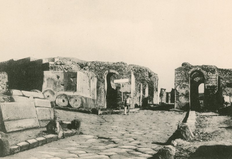 Herculaneum-porten som den er (dybtryk) af Italian School