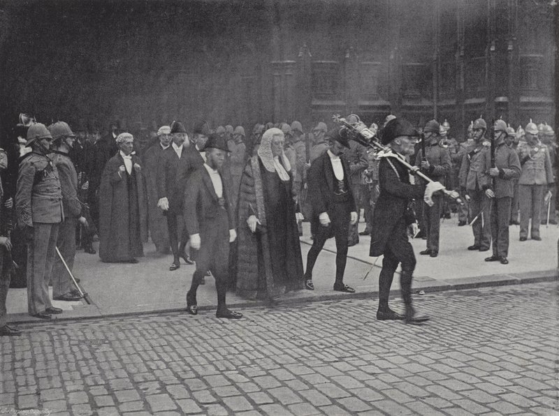 M.P.s går videre til jubilæumsgudstjenesten af J. Benjamin Stone