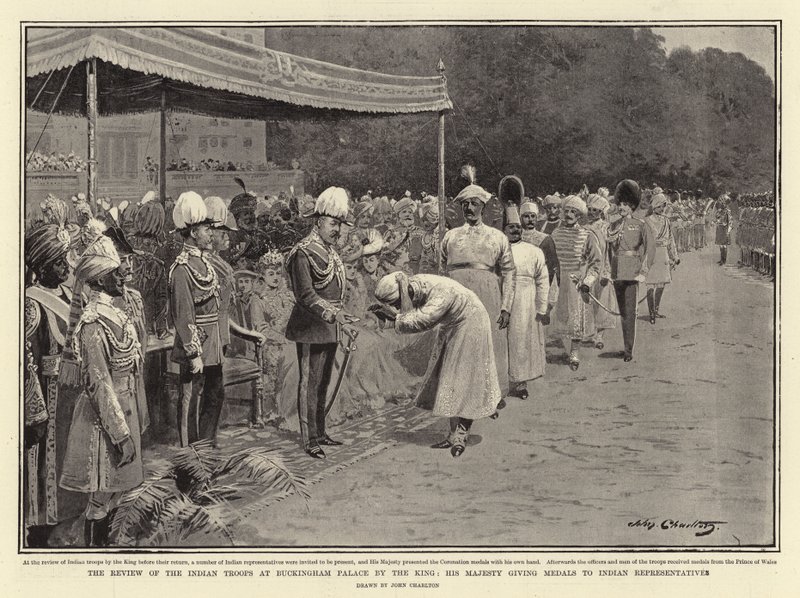 Kongens gennemgang af de indiske tropper på Buckingham Palace, hvor Hans Majestæt uddeler medaljer til de indiske repræsentanter af John Charlton