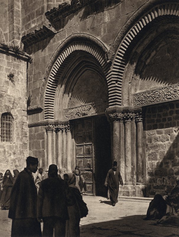 Jerusalem, Den Hellige Gravs Kirke, Portal (s/h-foto) af Karl Grober