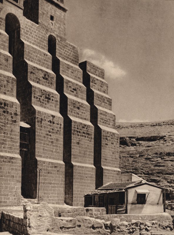 Mar Saba, klosterkirkens støtteben (s/h-billede) af Karl Grober