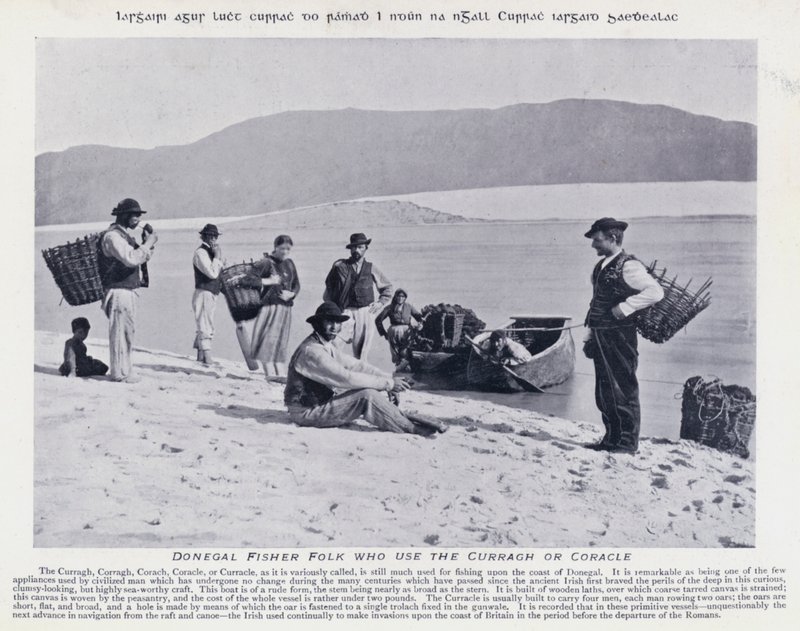 Donegal Fisher Folk, der bruger Curragh eller Coracle (s/h foto) af Karl Karlovich Piratsky
