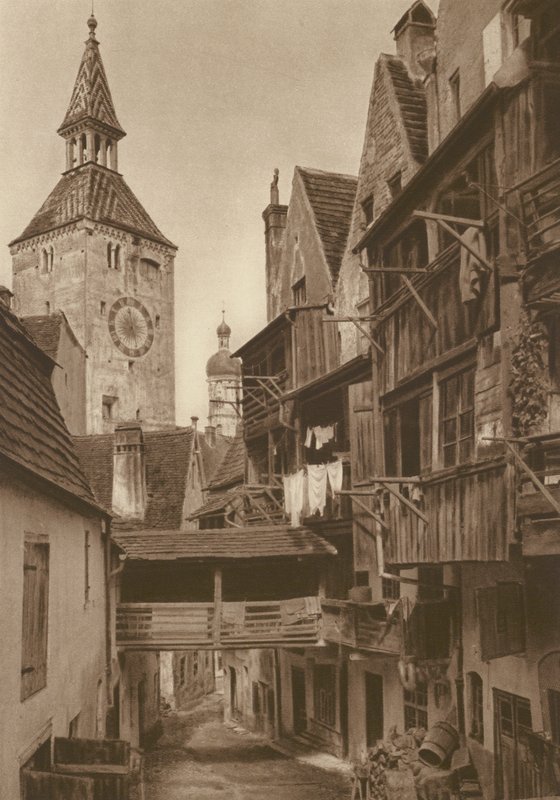 Landsberg am Lech, The Hexenwinkel; Landsberg på Lech, "Hexenwinkel" (s/h foto) af Kurt Hielscher